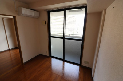 【居間・リビング】 | リヴェール楠根