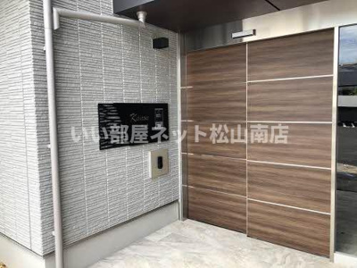 【エントランス】 | Ｋａｎｏｎ岩崎