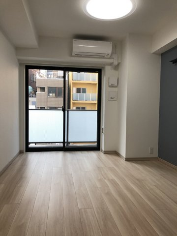 台東区東上野６丁目の賃貸マンションの居間・リビング|※写真は同タイプ住戸です。