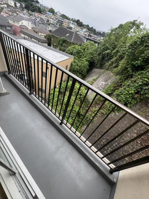 時田マンションのバルコニー