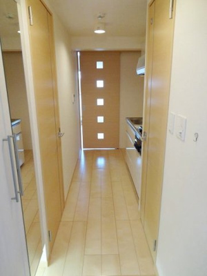 【玄関】 | エム | 明るい玄関です