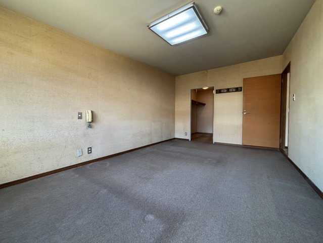 ファミーユ住吉牛神前北棟の洋室