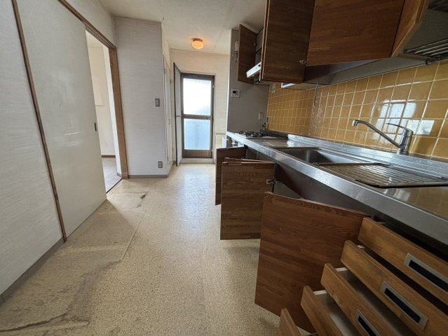 ファミーユ住吉牛神前北棟のキッチン