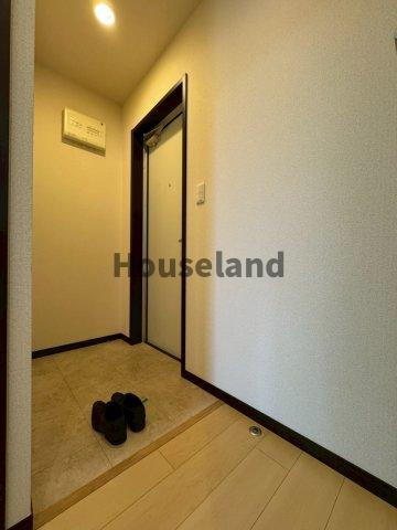 フジパレス木広町の玄関