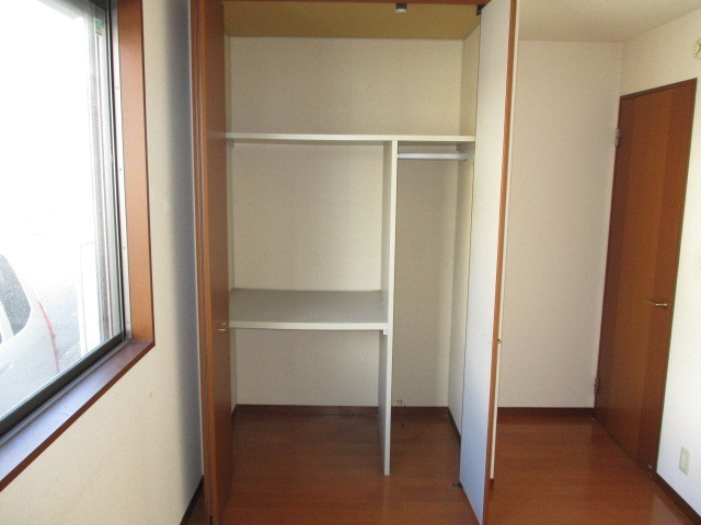 エヴァーグリーン西大和Ａの収納