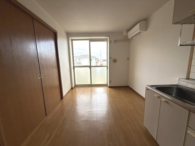 パークサイド３の居間・リビング