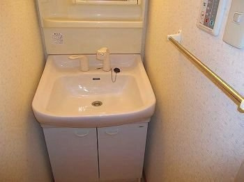 パインリバーズⅡの洗面所