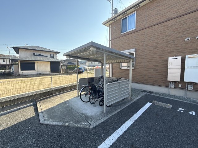 グランチャレットⅡの駐車場