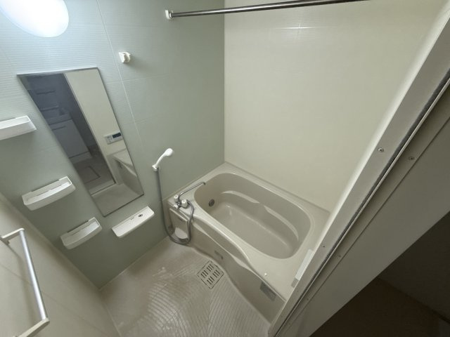 グランチャレットⅡの浴室