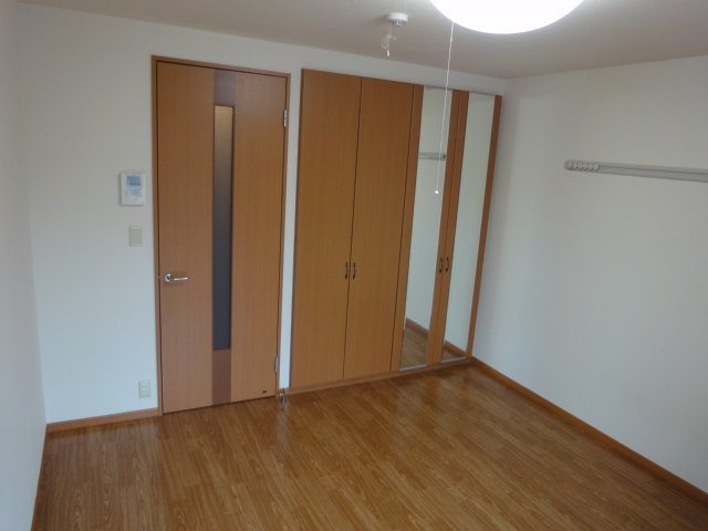 Ｓａｎｔａ　ＰｌａｃｅⅡの居間・リビング|洋室