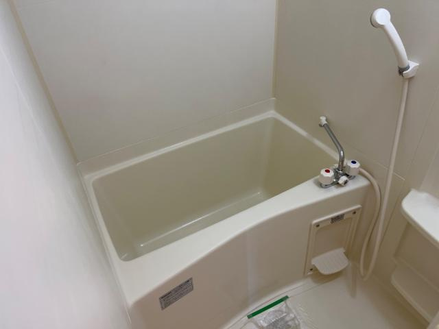 メゾン　ドゥ　シェリーの浴室|バス