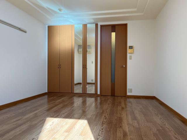 メゾン　ドゥ　シェリーの内装|洋室