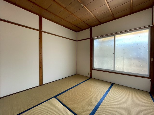 ◆南向きバルコニーのため陽当たり良好◆全居室収納付き◆伏見区醍醐外山街道町