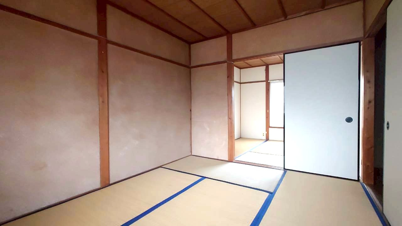 ◆南向きバルコニーのため陽当たり良好◆全居室収納付き◆伏見区醍醐外山街道の和室|和室