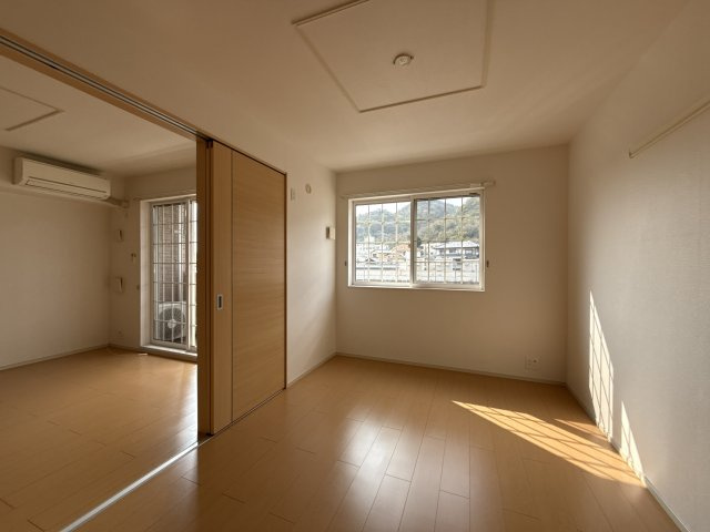 シャン・ド・フルールの周辺|JR御着駅まで1900m