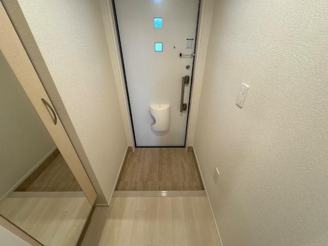 クローバーエイトの玄関