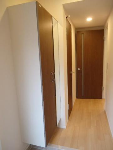 ピリカ青山の内装|廊下