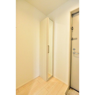 【内装】 | フリングホルニ | 明るい室内です