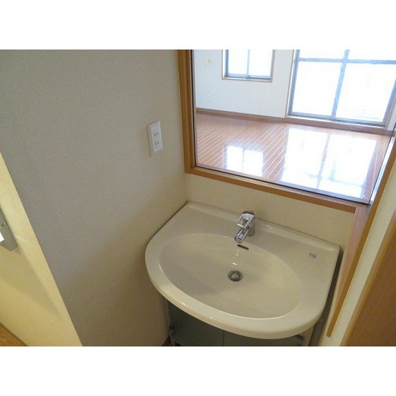 ロイヤルヒルズ浦和の洗面所|独立洗面所