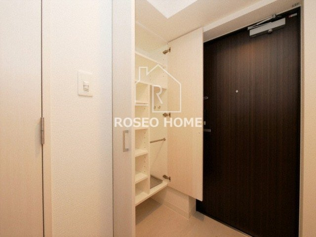 エスリード弁天町グロリアの収納