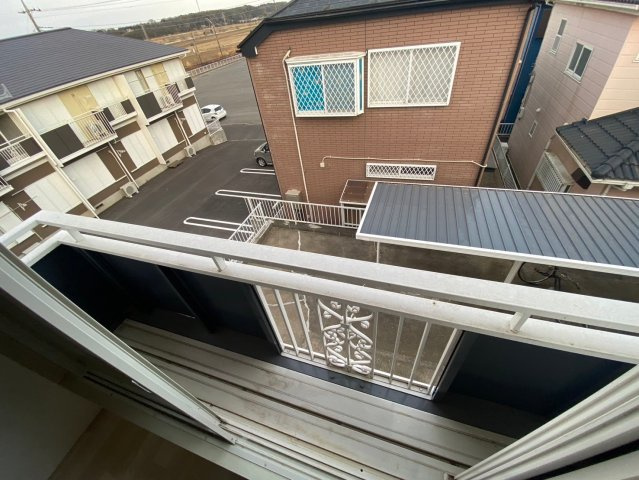 【バルコニー】