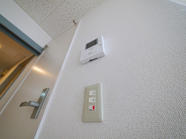 シャンテムーランのセキュリティ|モニター付きインターホンです