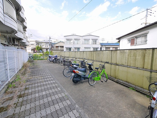 シャンテムーランのその他共用部分|駐輪場です