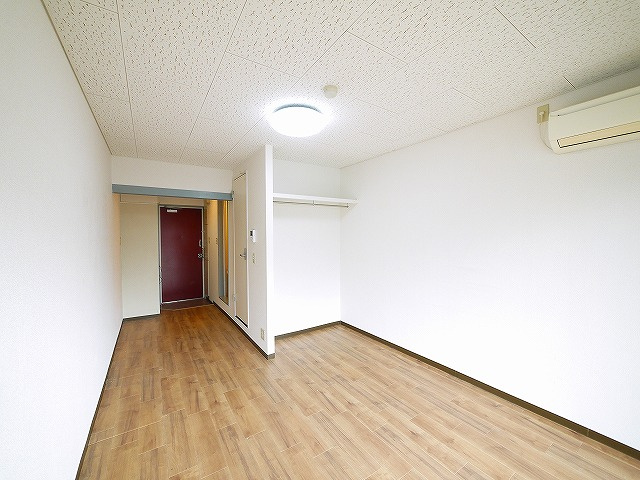 シャンテムーランの寝室|物件の内装です