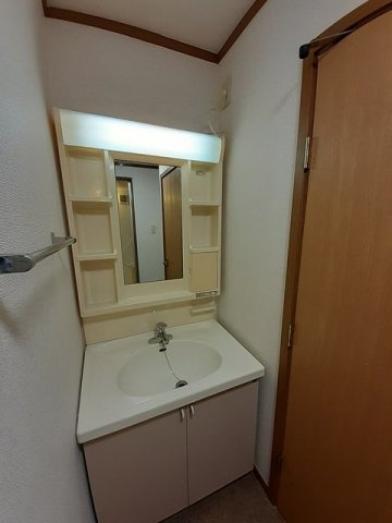 アビタシオン渡Ｂの洗面所