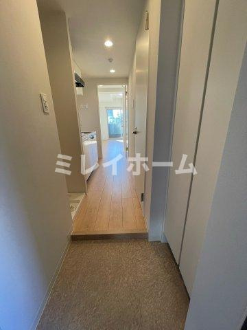 ジェノヴィア蒲田Ⅲスカイガーデンの玄関