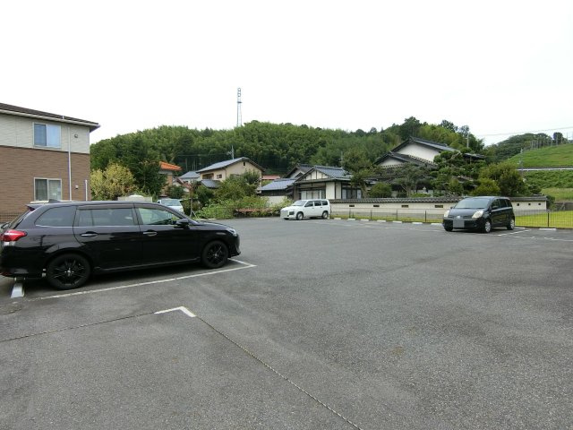 ブライトフューチャー・Ｎの駐車場