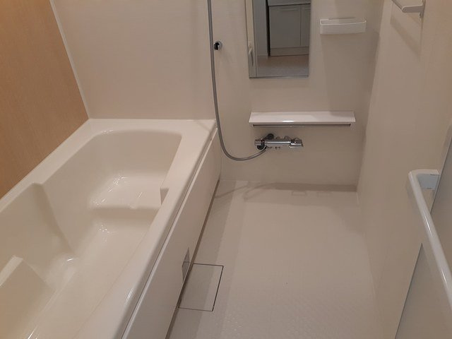 サンシャインの浴室