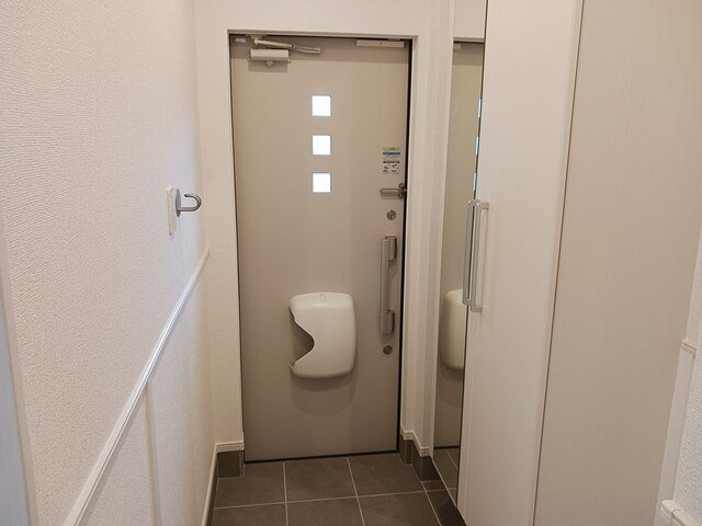 ヒカルサ加須イーストⅡの玄関