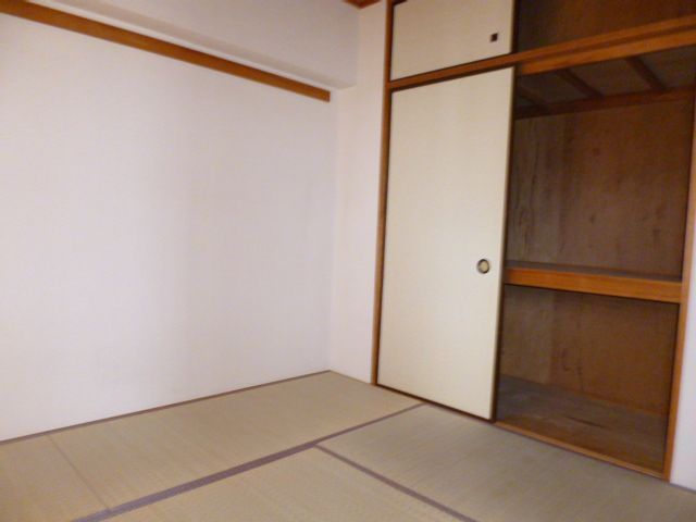 アグレ本八幡の和室