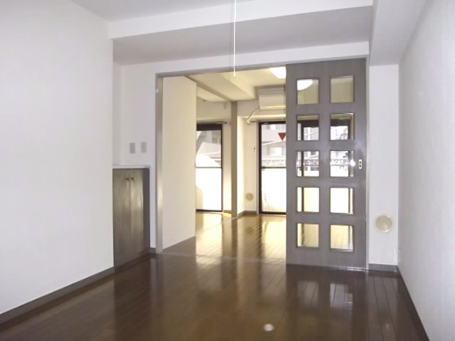 アグレ本八幡の居間・リビング