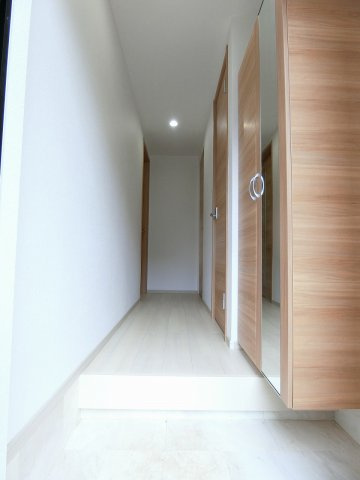 コーエー　アビタシオンの玄関