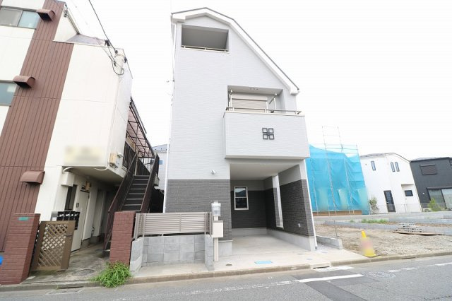 【外観】 | 練馬区東大泉7丁目　未入居一戸建住宅　全5棟　（保谷店） | 西武池袋線「大泉学園」駅、西武新宿線「武蔵関」駅、中央線「吉祥寺」駅の3路線3駅利用可。