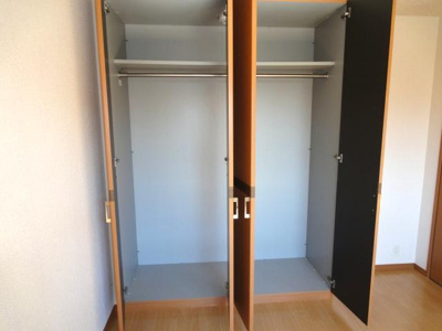 【収納】 | ピア・シティー岸上 | クローゼット