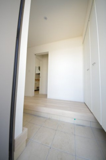 【玄関】 | 【仲介手数料無料！！】府中市日新町４丁目　新築戸建て（全7棟）2号棟　4990万円