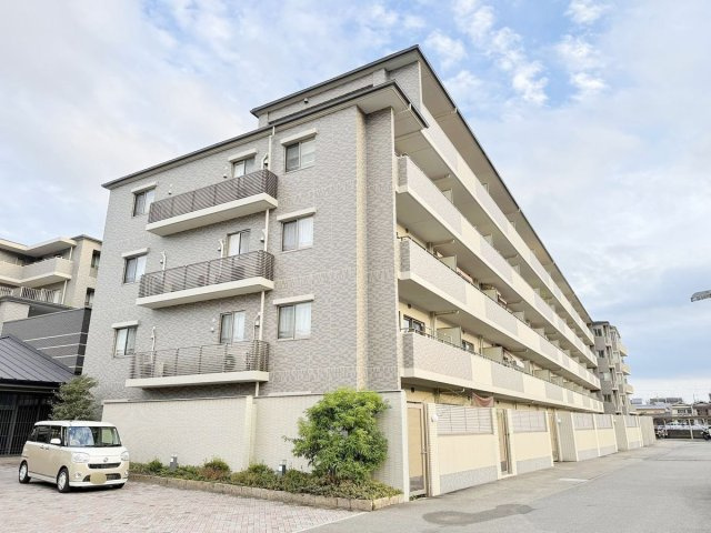 京都市右京区嵯峨野秋街道町の中古マンション