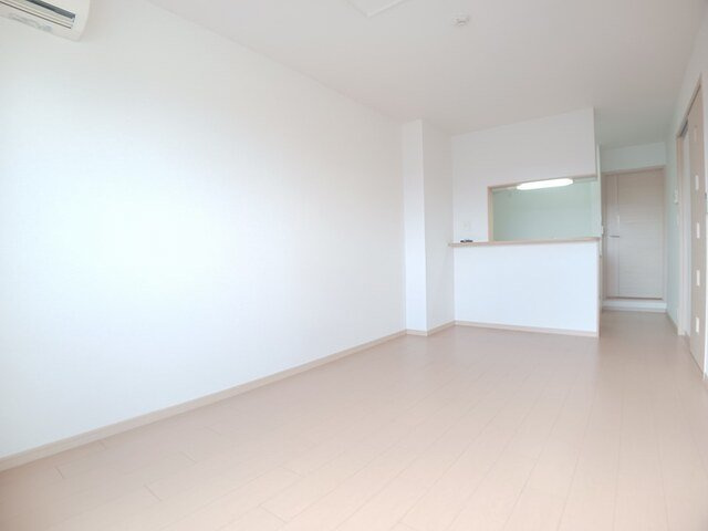 グランフィオーレⅡの居間・リビング