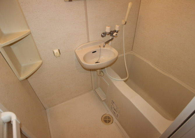 ホワイトヒルズＮの浴室|※他部屋参考写真