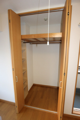 ホワイトヒルズＮの収納|※他部屋参考写真