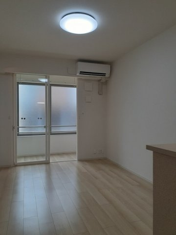 トイロ　蔵子　Ａの居間・リビング