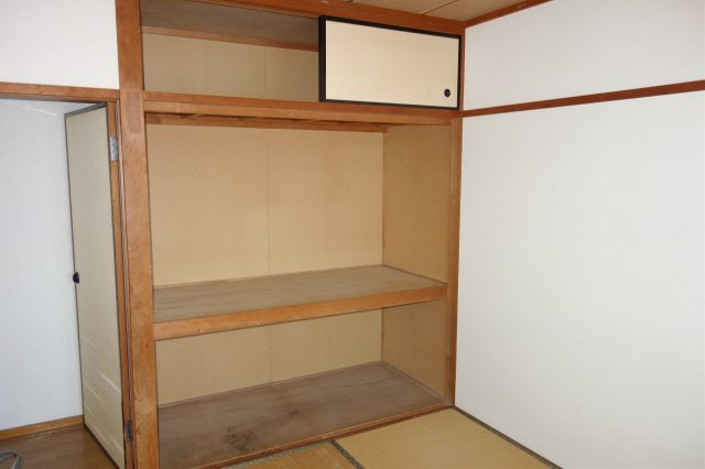 戸塚マンション　E棟の収納