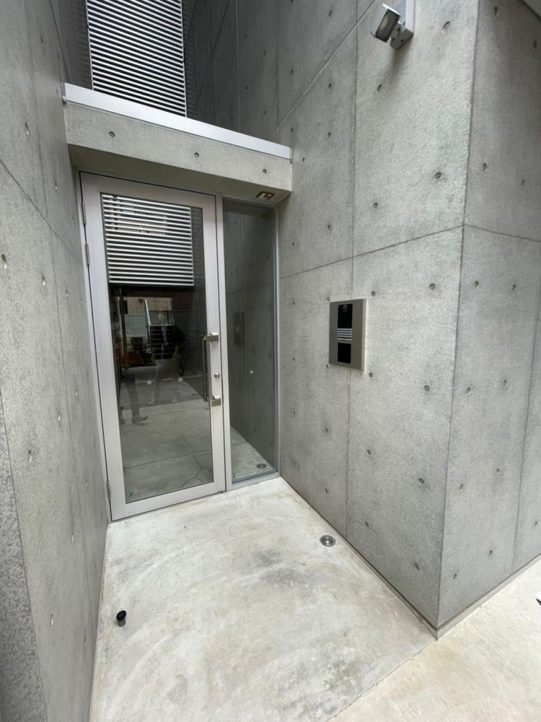 SPACE CUBE HONJIN　名古屋市賃貸　仲介手数料無料のエントランス|エントランス