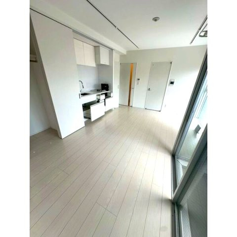 SPACE CUBE HONJIN　名古屋市賃貸　仲介手数料無料の居間・リビング