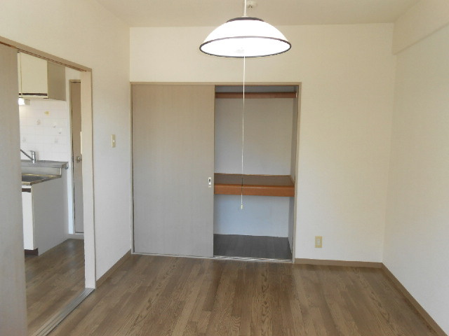 S0955R　ピニエール下田の収納