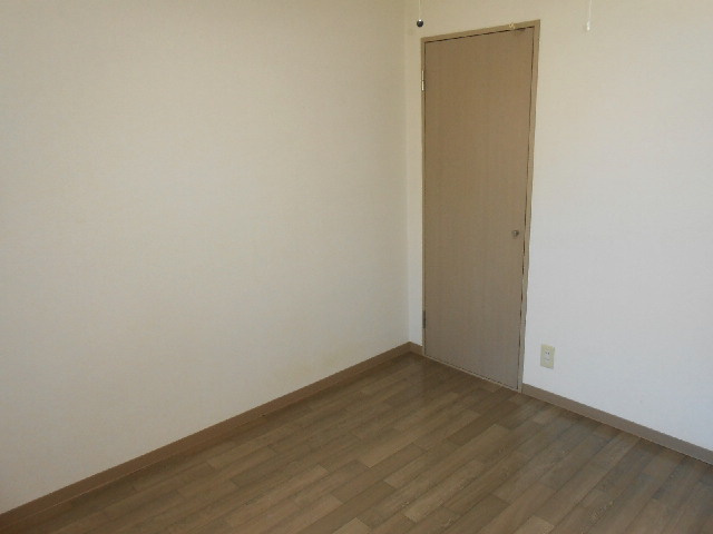 S0955R　ピニエール下田の洋室