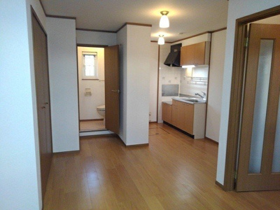 【内装】 | シャン・ド・フルール | 内装は落ち着いています